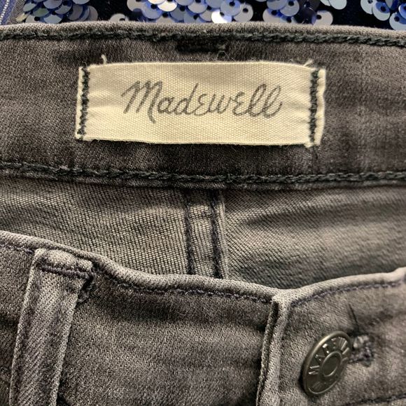 Madewell 9" Mid-Rise Skinny Jeans in Black Sea - Picture 11 of 12
